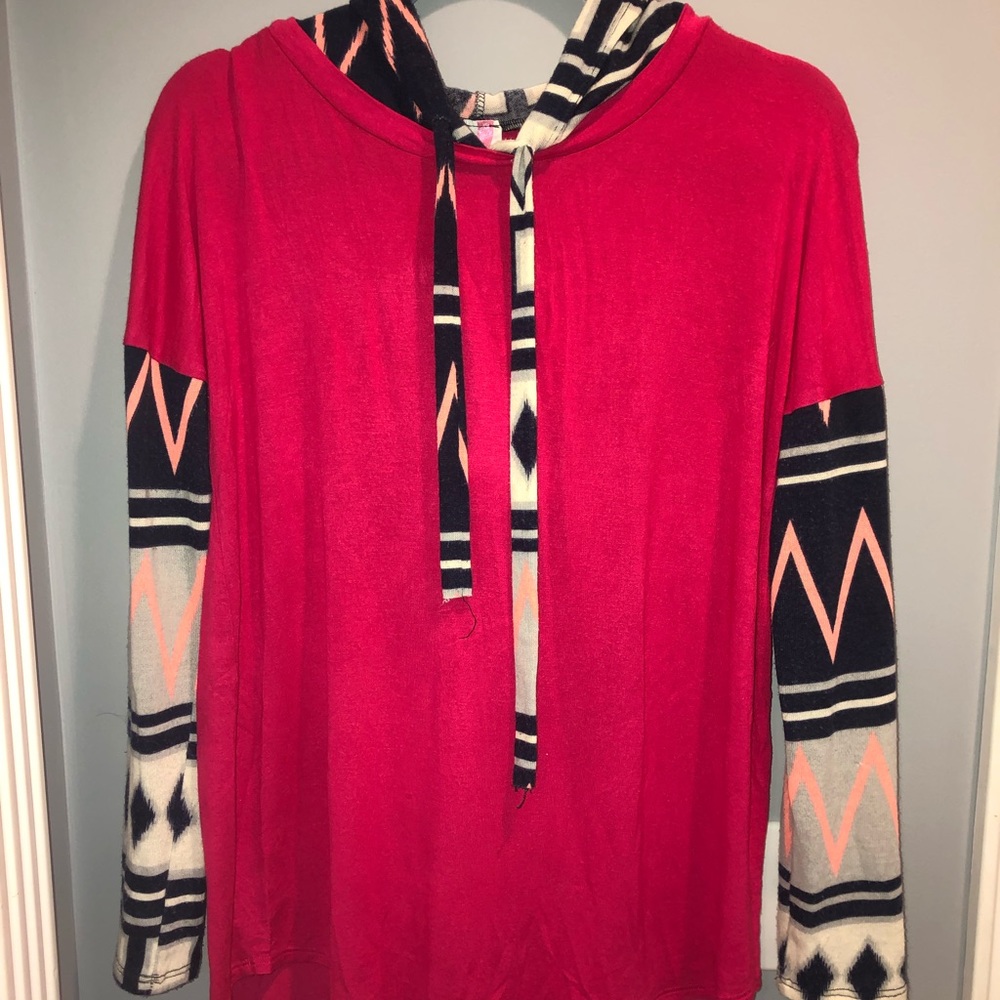 ⭐️3/$30 Pink Tribal Hoodie